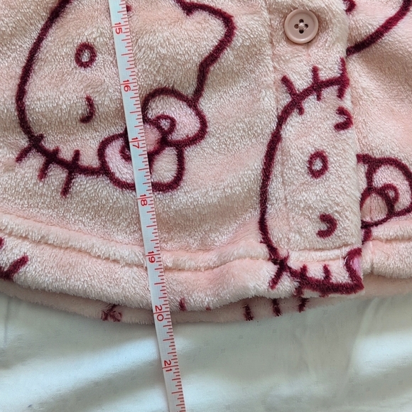 NEW Hello Kitty Kids Fleece Sweater - Picture 8 of 8